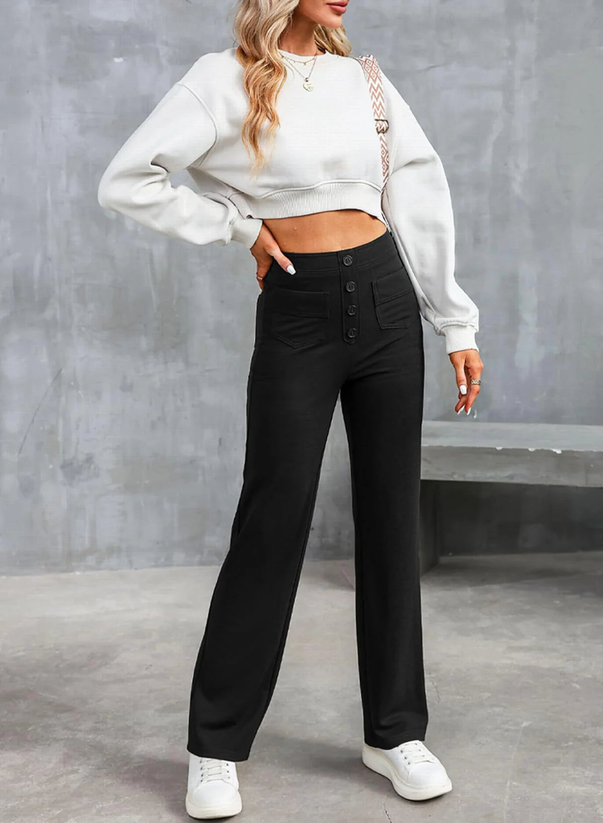 Paloma | Pantalón ancho de talle alto con botón decorativo